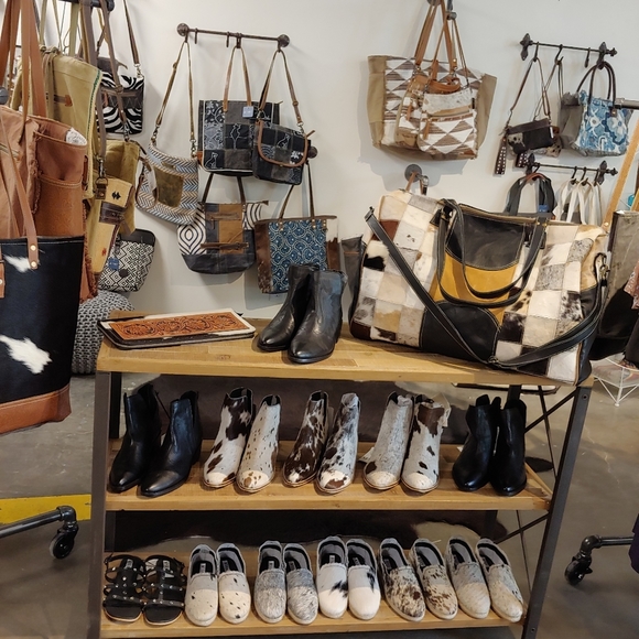 Western Leather Black Cowboy Boot Ankle Boho Shoe New bootie - Picture 3 of 11